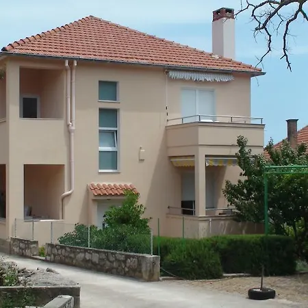 Davorka Apartment *