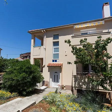 Apartment Davorka